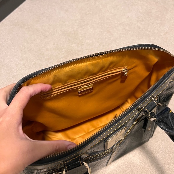 gorgeous , elegant and classic bag - Picture 6 of 14